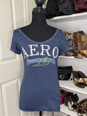 Y2K Aeropostale Navy Scoop Neck Graphic Tee